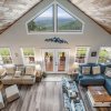 Crest View Lodge at Woodland Retreat at DeSoto