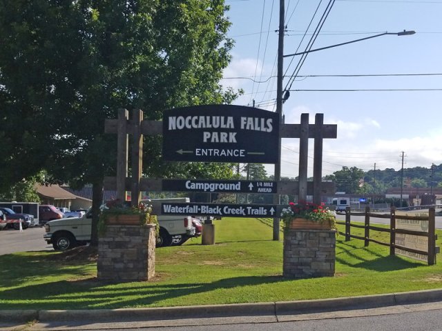 Noccalula Falls Park