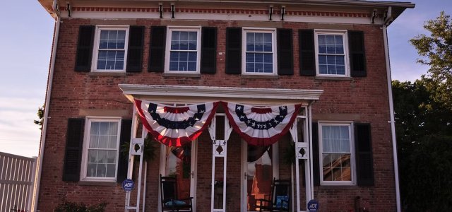 Carriage Lane Bed &amp; Breakfast