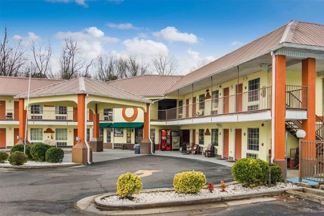 King&#039;s Inn- LaFayette