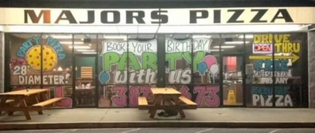 Majors Pizza