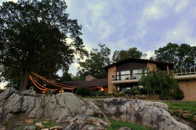 The Secret Bed and Breakfast Lodge