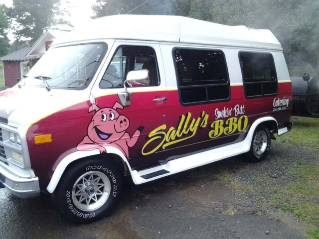 Sally&#039;s Smokin Butt BBQ