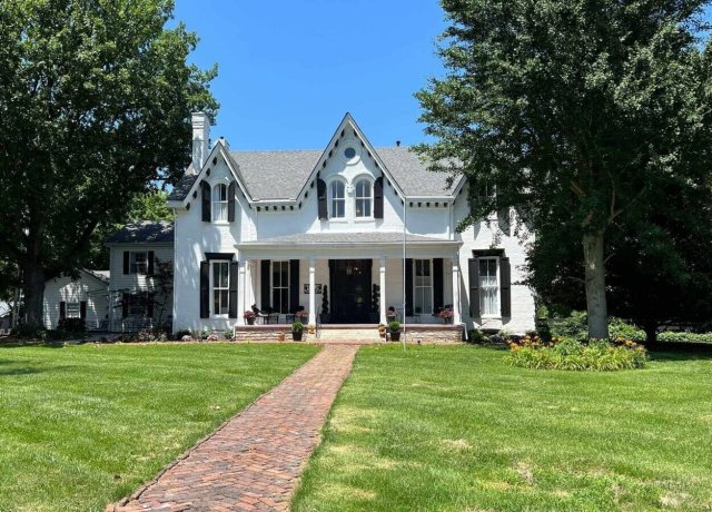 Rose Hill Inn Bed &amp; Breakfast