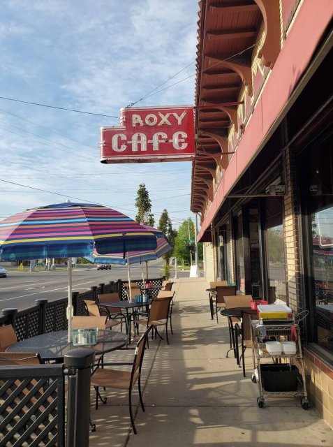 Roxy Cafe