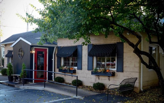 Paesano&#039;s Pasta House