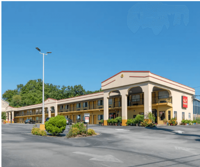 Econo Lodge Inn &amp; Suites Near Chickamauga Battlefield
