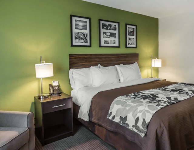Sleep Inn &amp; Suites